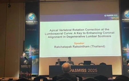 Research presentation in Busan, Korea · 2025, photograph 1